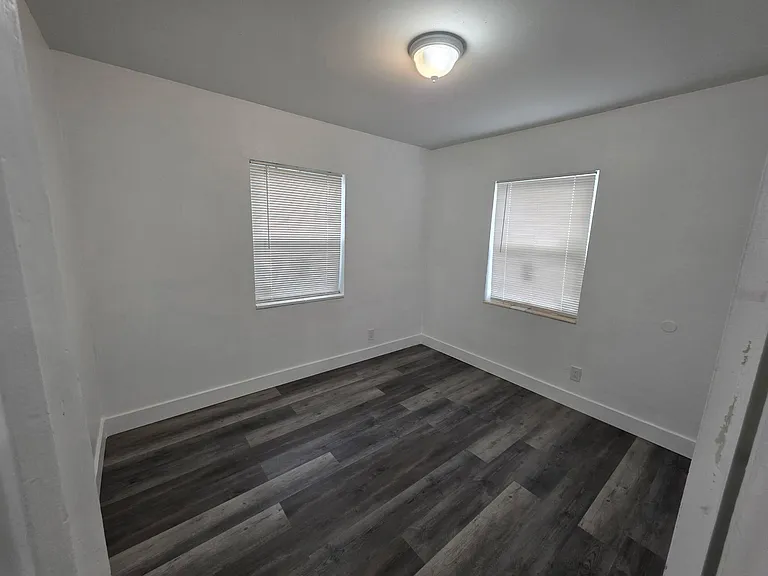 1021 Henrietta Ave #1019-5 — Photo 3