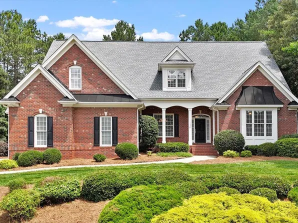 122 Barringer Dr, Garner, NC 27529