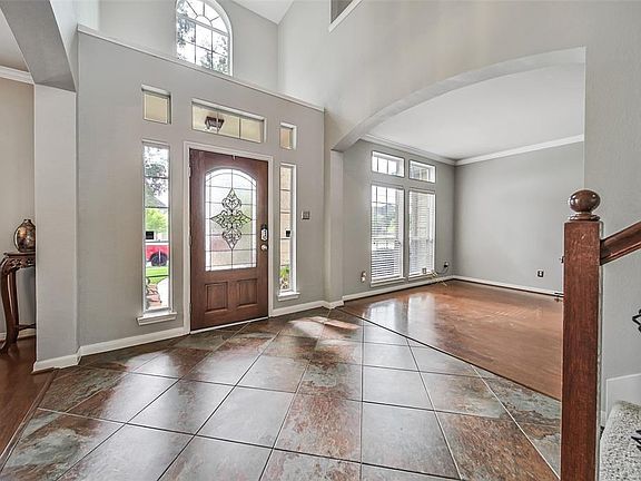 3rd image of 13723 Elm Shores Dr