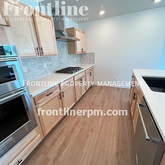 4360 S Redwater Ave — Photo 11