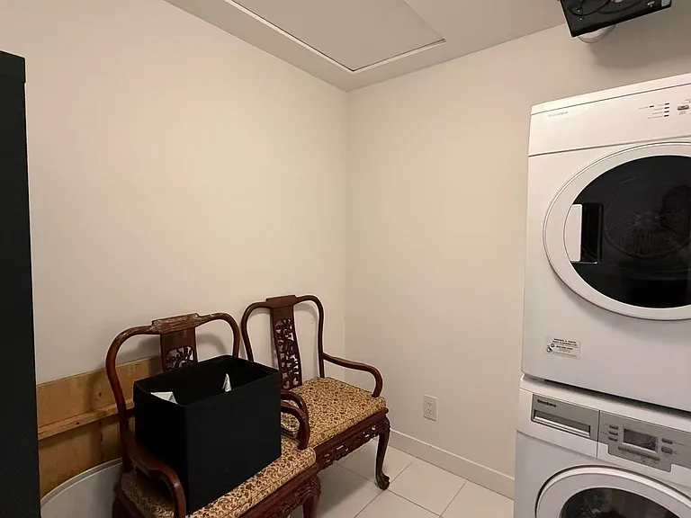 2221 E 30th Ave #1206 — Photo 8