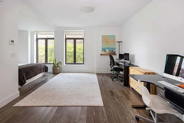 Rented by Voro, LLC | media 15