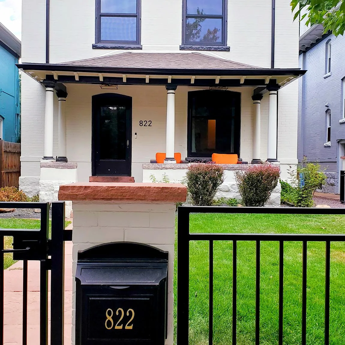 3 bed, 1100 sqft, $2,500 — Photo 1