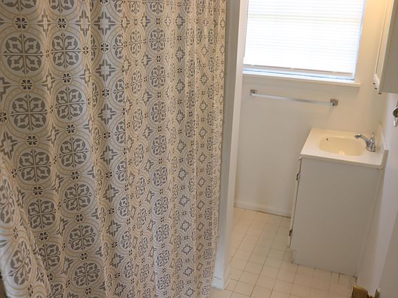 4th image of 3123 Round Hill Ave NW #3123