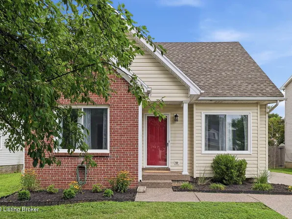 12011 Bay Run Dr, Worthington Hills, KY 40245