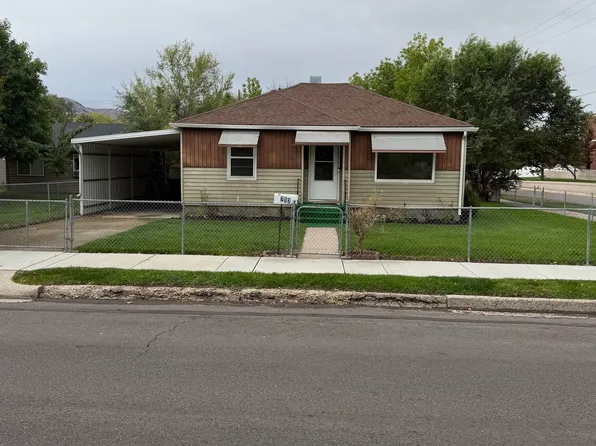 753 N 8th Ave, Pocatello, ID 83201