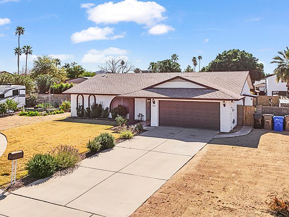 3rd image of 3651 W AIRE LIBRE Avenue