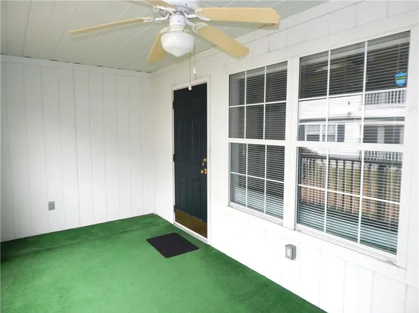 2385 NE 68th St #93, Kansas City, MO 64118