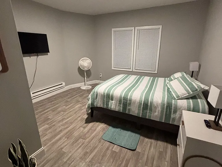 2406 Fletcher St #1 — Photo 2