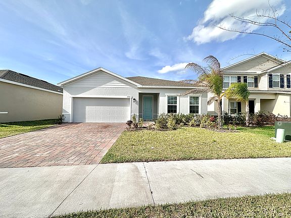 2nd image of 5587 Toulouse Ln