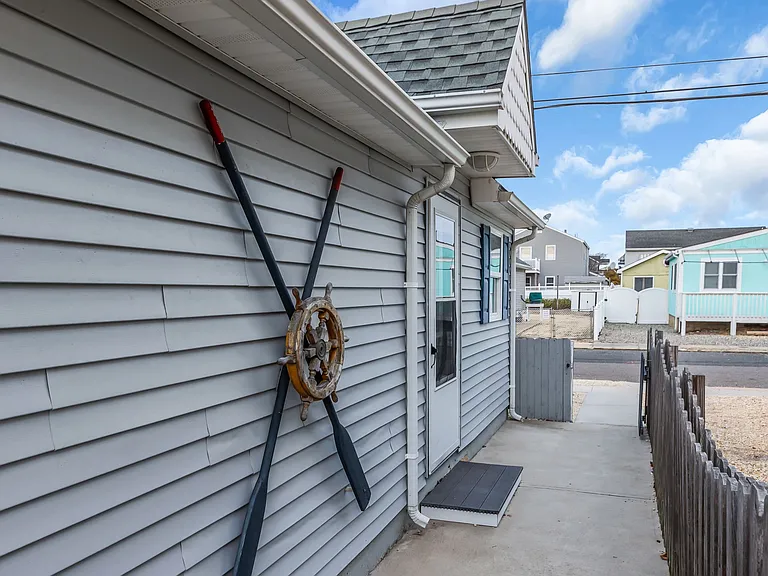 263 Kearney Ave #B — Photo 20