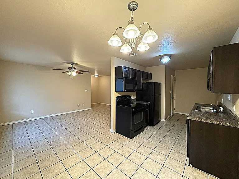 1305 Covey Ln #A — Photo 12