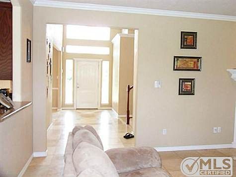 4th image of 680 Camri Ln