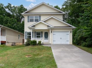 966 Norwood Village Ln, Maryville, TN 37801