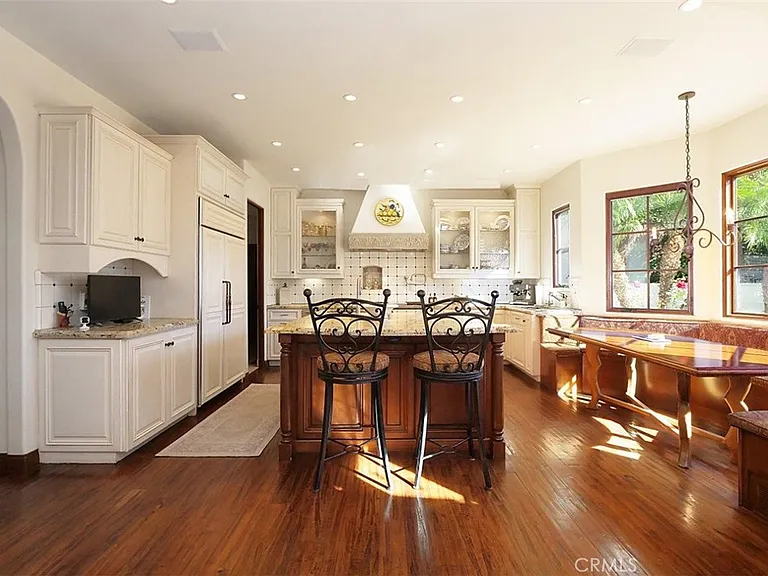 1724 Via Estudillo — Photo 9