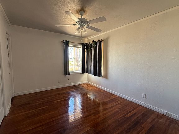 4th image of 814 E Nona St