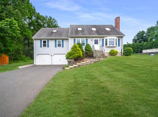 53 Princeton Dr, Middletown, CT 06457