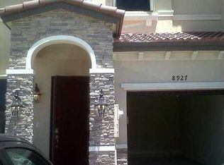 8927 NW 98th Ct, Doral, FL 33178