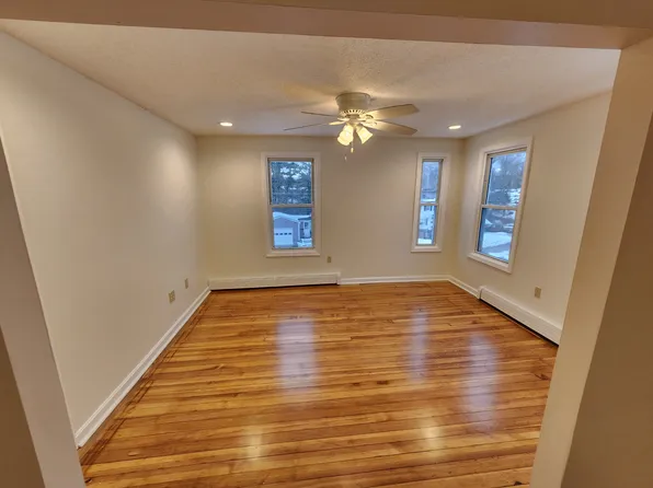 77 Carmine St #2, Lowell, MA 01852