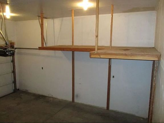 4th image of 4007 E 34th Ave
