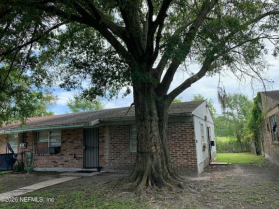 3rd image of 4649 N KEN KNIGHT Drive