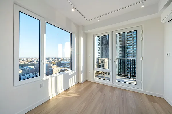 Rented by Carroll Development Leasing LLC | media 5