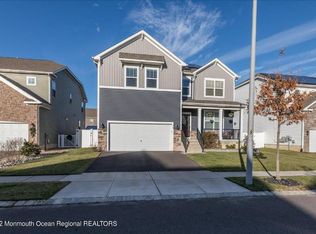 74 Ashburn Ave, Manahawkin, NJ 08050
