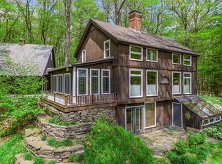84 E Taylor Hill Rd, Montague, MA 01351