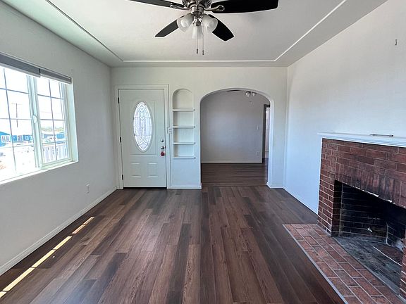 4th image of 3219 Alta Dr