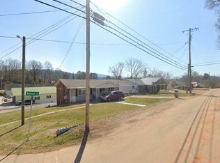 (Undisclosed Address), Franklin, NC 28734