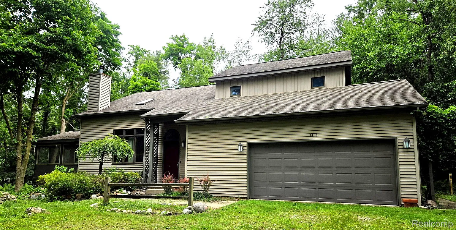 11493 Sumpter Rd photo 1