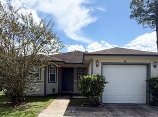 2641 Sam Houston Pl, Jacksonville, FL 32246