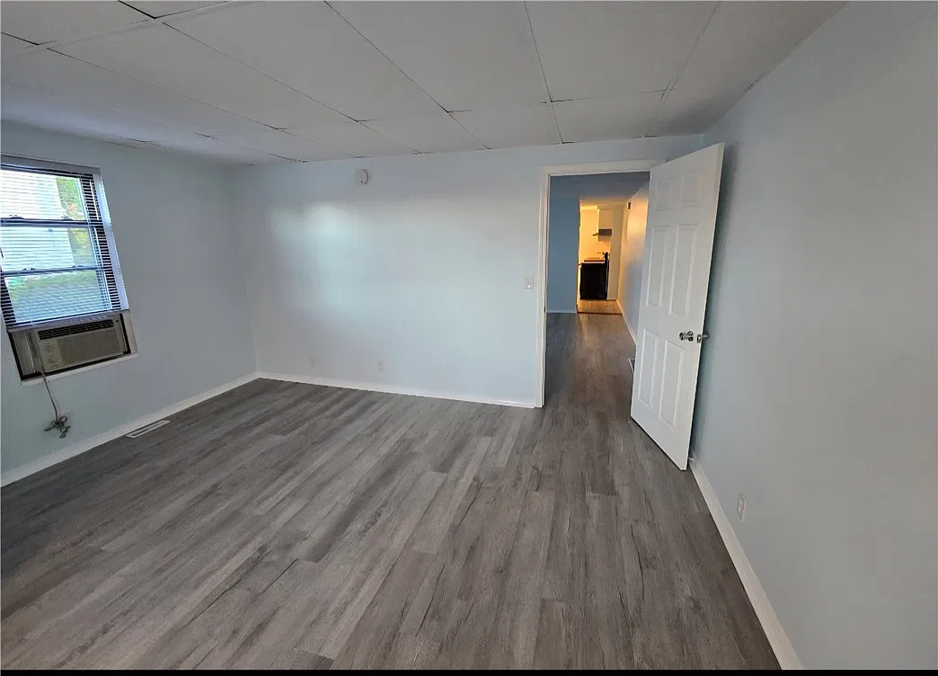 1 bed, 1.0 bath, 725 sqft, $1,250 — Photo 4