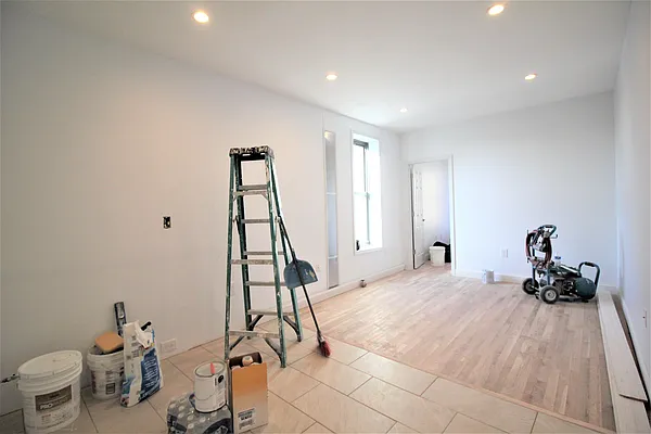 Rented by Hagstrom Management Inc | media 3