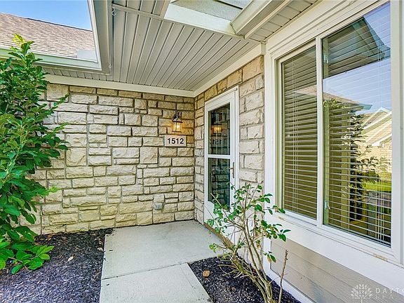 3rd image of 1512 Turnberry Village Dr
