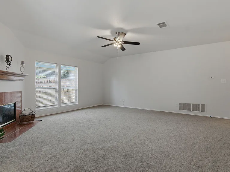 6317 Rockhaven Dr — Photo 8