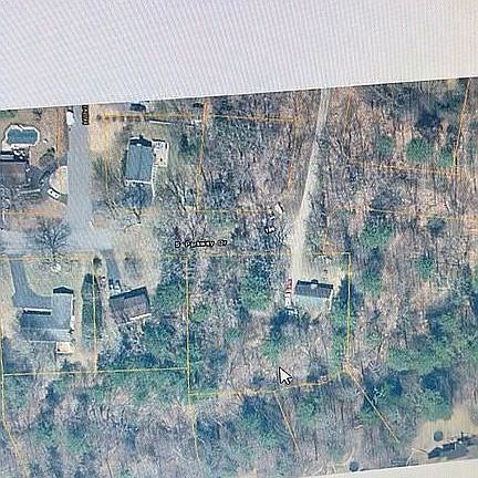 3rd image of 9 N Parkway Dr