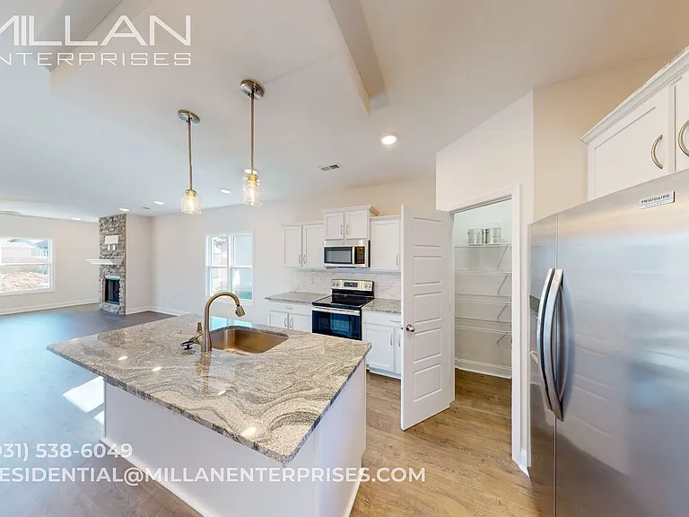 449 Ayden Ln — Photo 5