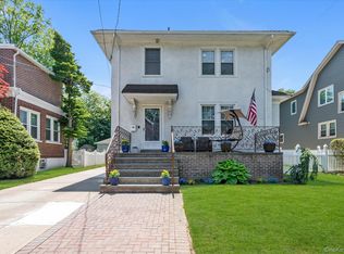 1051 Roselle Place, Woodmere, NY 11598