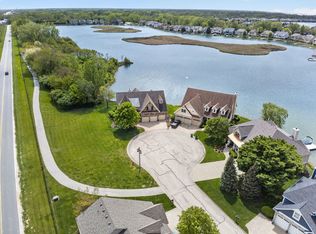 13111 S Lake Mary Dr, Plainfield, IL 60585
