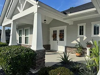 5 bed, 5.0 bath, 3626 sqft, $5,000 — Photo 3