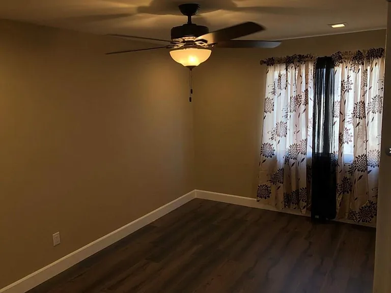 1370 Wheaton Way — Photo 6