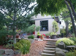 1602 44th Ave SW, Seattle, WA 98116