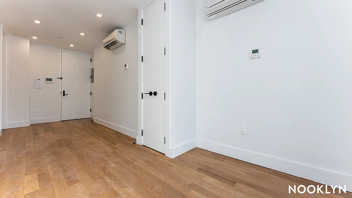 Rented by Nooklyn NYC LLC | media 15