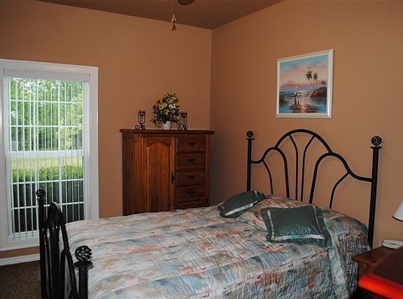 5th image of 321 Polk 61