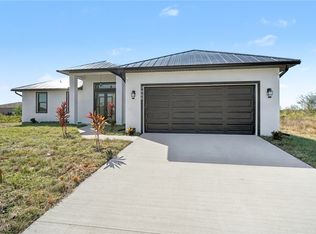 9006 Lamkin Cir, Labelle, FL 33935