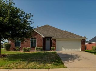 507 Rocky Creek Dr, Mansfield, TX 76063