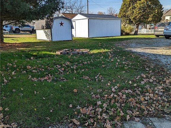 3rd image of 504 W Main St