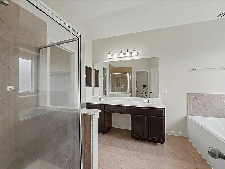 10035 Arcadian Springs Ln — Photo 14