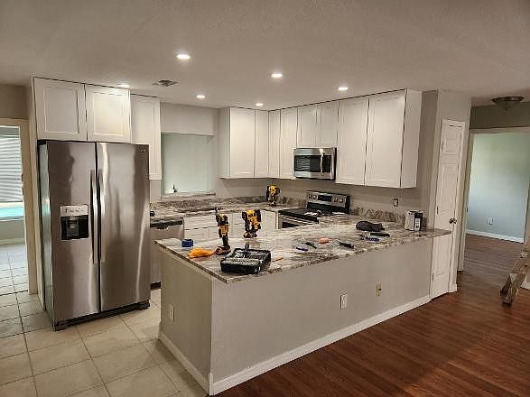 1st image of 1118 SE 19th Ln